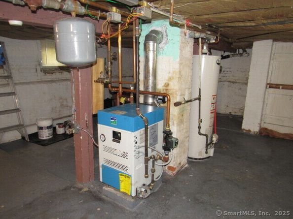 76 Porter Street, Bridgeport CT 06606