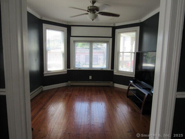 76 Porter Street, Bridgeport CT 06606