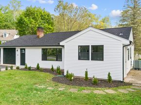 101 Parade Hill Road, New Canaan CT 06840