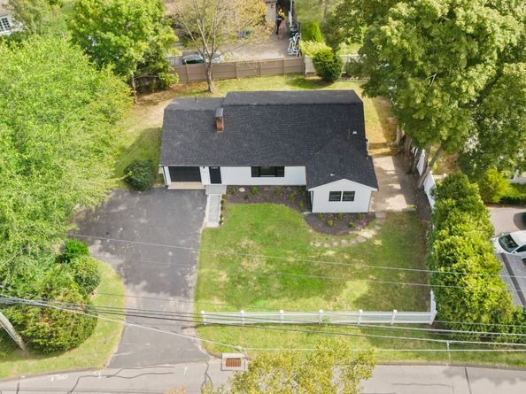 101 Parade Hill Road, New Canaan CT 06840