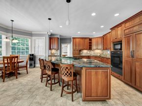 14 Dillman Court, Ridgefield CT 06877