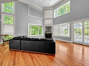 14 Dillman Court, Ridgefield CT 06877