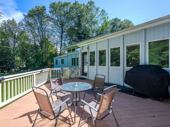480 Riders Lane, Fairfield CT 06824