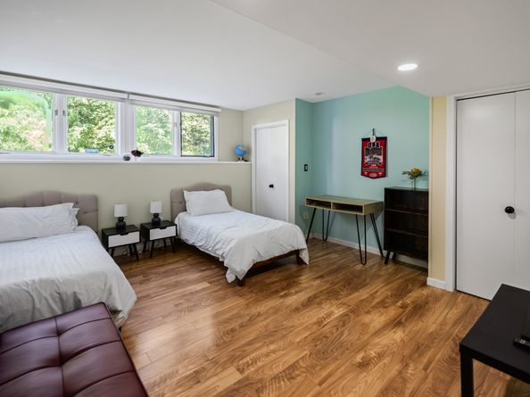 480 Riders Lane, Fairfield CT 06824