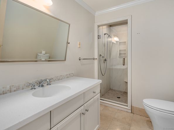 5060 Main Street, Stratford CT 06614