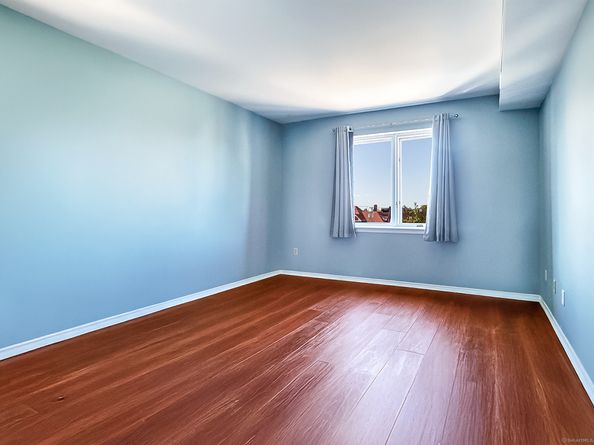 393 Laurel Avenue APT 415, Bridgeport CT 06605