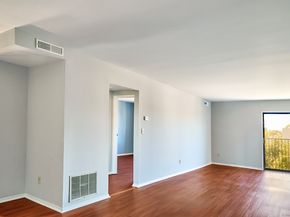 393 Laurel Avenue APT 415, Bridgeport CT 06605