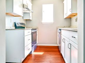 393 Laurel Avenue APT 415, Bridgeport CT 06605
