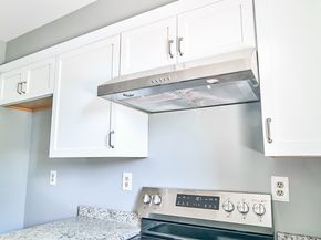 393 Laurel Avenue APT 415, Bridgeport CT 06605