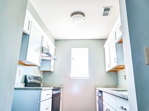 393 Laurel Avenue APT 415, Bridgeport CT 06605