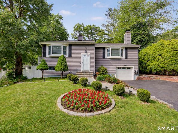 4 Mark Drive, Norwalk CT 06851