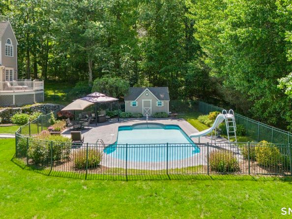7 Hannah Lane, Monroe CT 06468