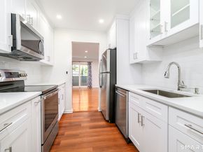 2700 Bedford Street G, Stamford CT 06905
