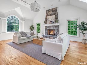 35 Hunting Ridge Road, Easton CT 06612