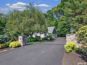 35 Hunting Ridge Road, Easton CT 06612