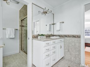 35 Hunting Ridge Road, Easton CT 06612