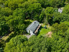 50 Ravenwood Drive, Weston CT 06883