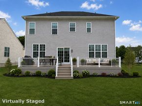 19 Enclave Circle 19, Newtown CT 06470