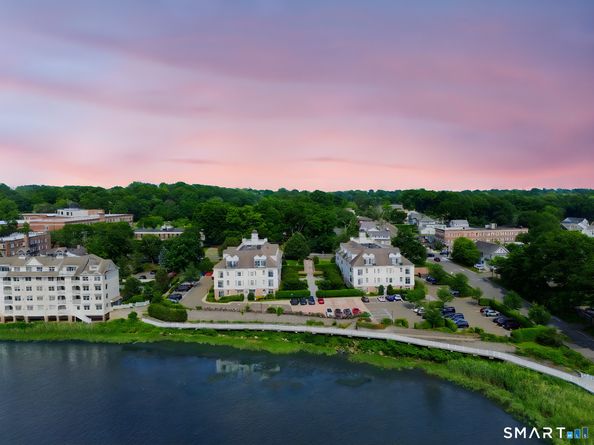 142 East Avenue A404, Norwalk CT 06851