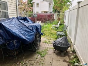 30 Yarrington Court 30, Bridgeport CT 06607
