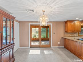 5 Harbor Ridge Road, Danbury CT 06811