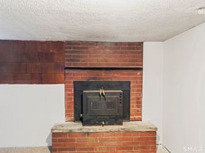 5 Harbor Ridge Road, Danbury CT 06811