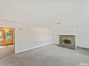 5 Harbor Ridge Road, Danbury CT 06811