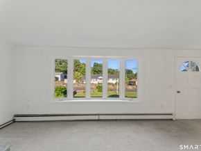 5 Harbor Ridge Road, Danbury CT 06811