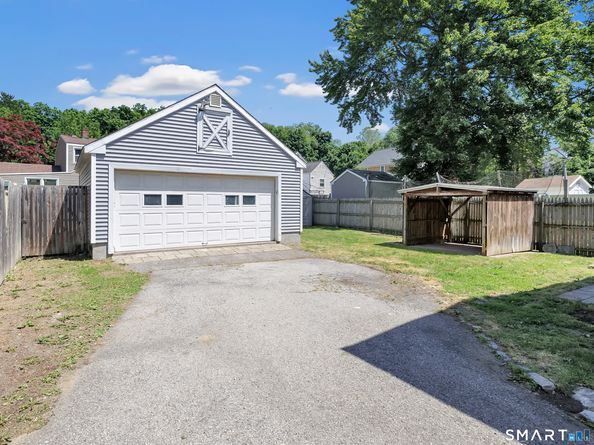 41 Frisbie Street, Stamford CT 06906