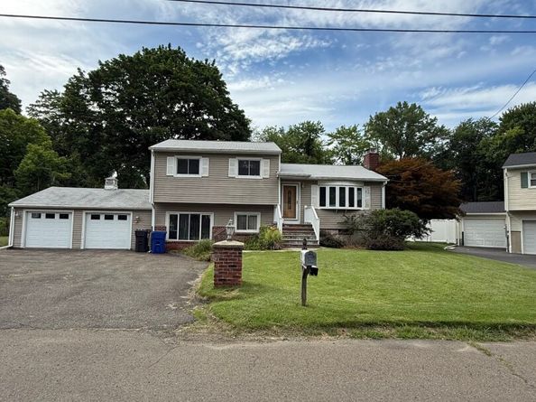 3 Victor Drive, Ridgefield CT 06877