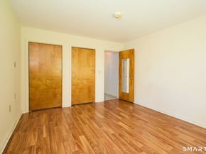 442 Asbury Ridge 442, Shelton CT 06484