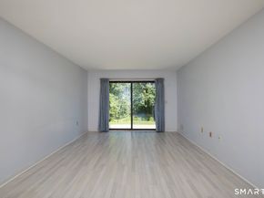 442 Asbury Ridge 442, Shelton CT 06484