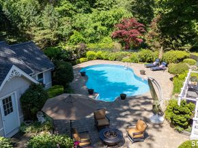 185 Center Road, Easton CT 06612