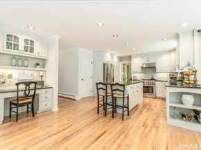 185 Center Road, Easton CT 06612