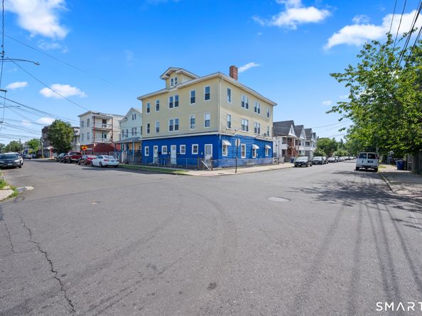 1220 Pembroke Street, Bridgeport CT 06608