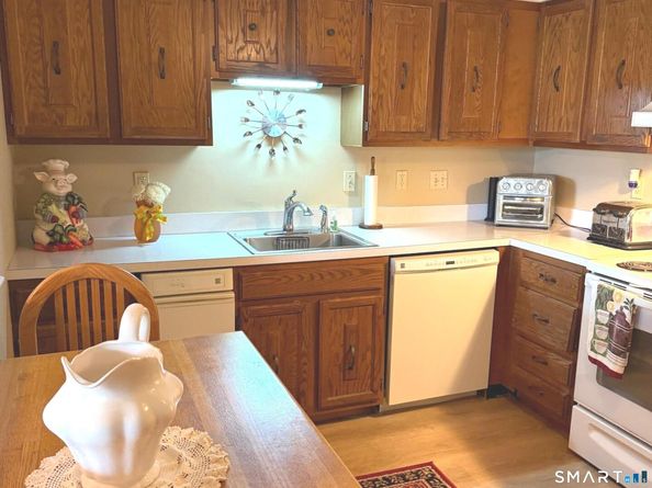 1460 Elm Street 218, Stratford CT 06615
