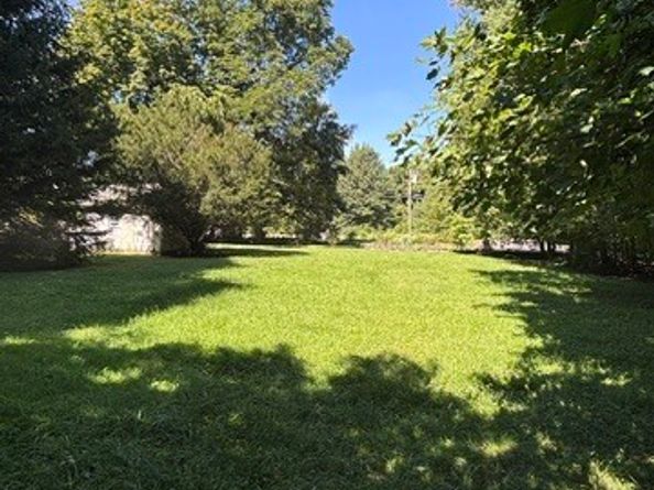 Undisclosed Address #24205897, Monroe CT 06468