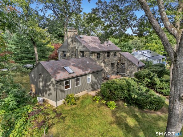 60 Broadbridge Road, Bridgeport CT 06610