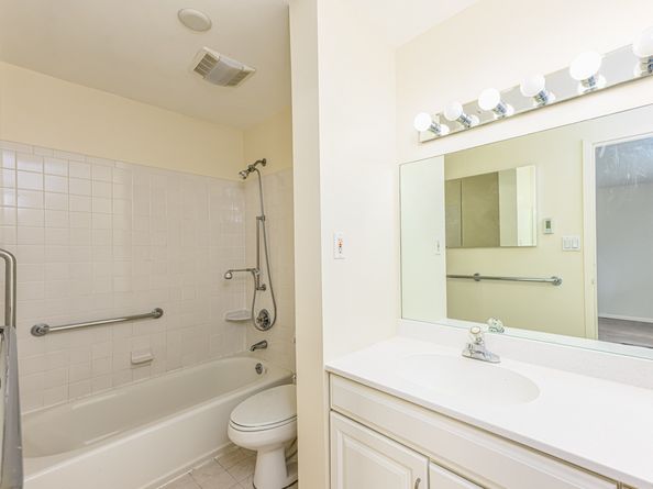 1460 Elm Street 132, Stratford CT 06615
