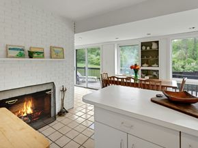 32 Beeholm Road, Redding CT 06896