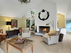 32 Beeholm Road, Redding CT 06896