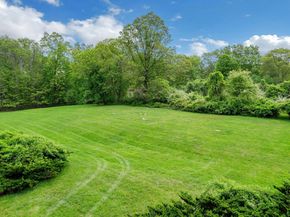 32 Beeholm Road, Redding CT 06896