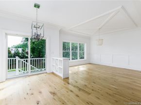 394 Penfield Road, Fairfield CT 06824