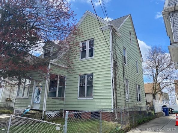 221 Bunnell Street, Bridgeport CT 06607