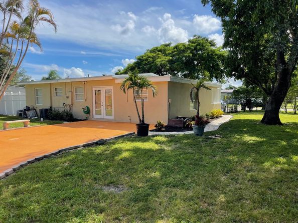 1809 NW 13th Ct, Fort Lauderdale FL 33311