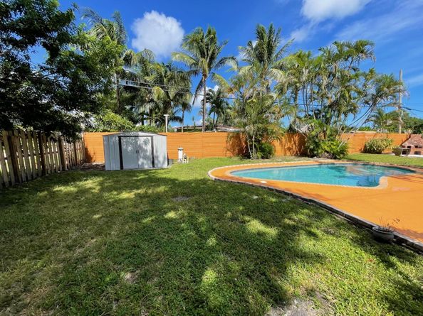 1809 NW 13th Ct, Fort Lauderdale FL 33311