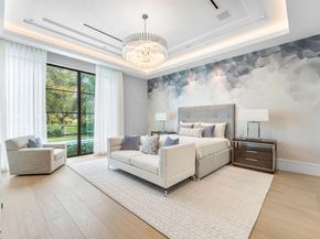 471 Royal Palm Way, Boca Raton FL 33432