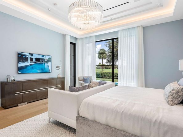 471 Royal Palm Way, Boca Raton FL 33432