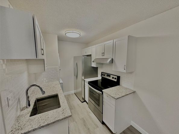 10836 Royal Palm Blvd 10836, Coral Springs FL 33065