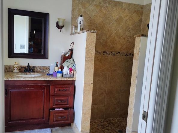 5221 Hawkes Bluff Ave, Davie FL 33331